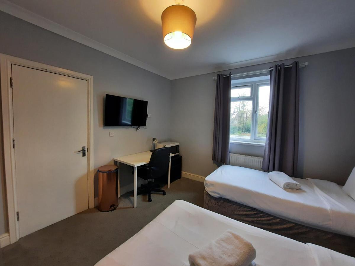 סאות'המפטון Addenro Apartments חדר תמונה